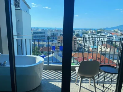 Sky Wave Patong – Foto 16